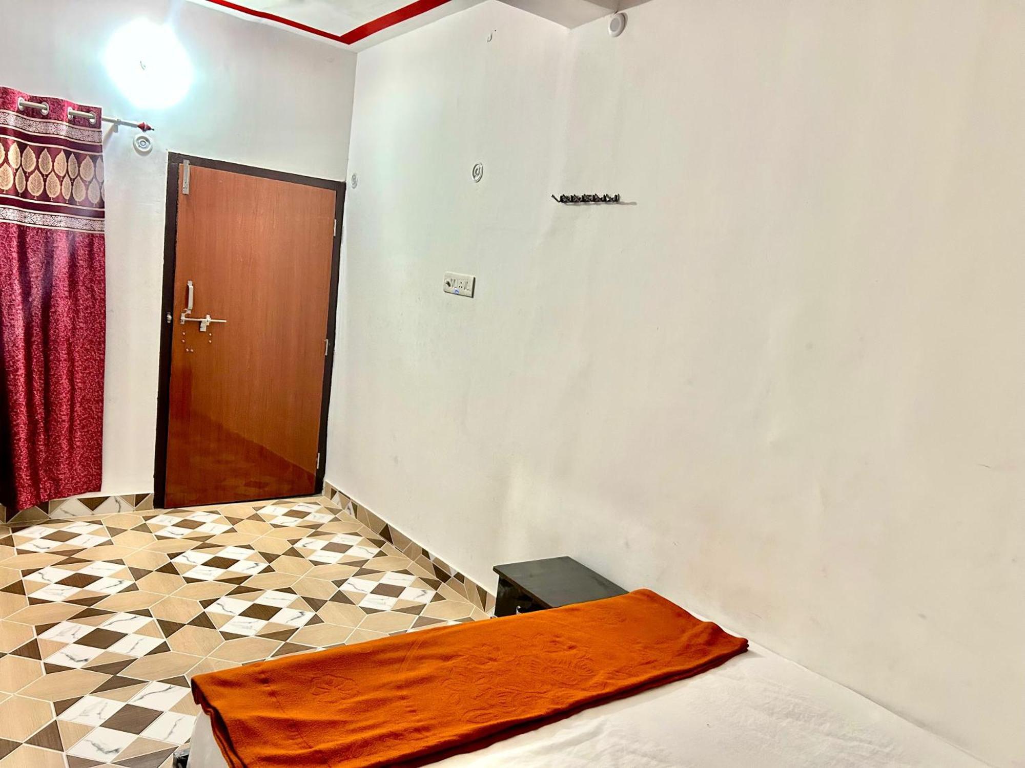 Maa Janki - Walking Distance From Ram Mandir Homestay Ayodhya