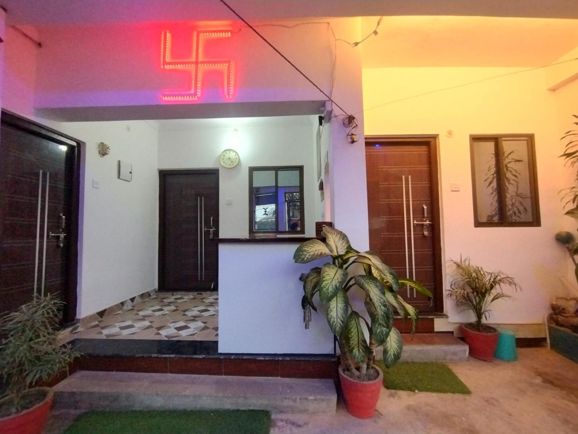 Maa Janki - Walking Distance From Ram Mandir Homestay *