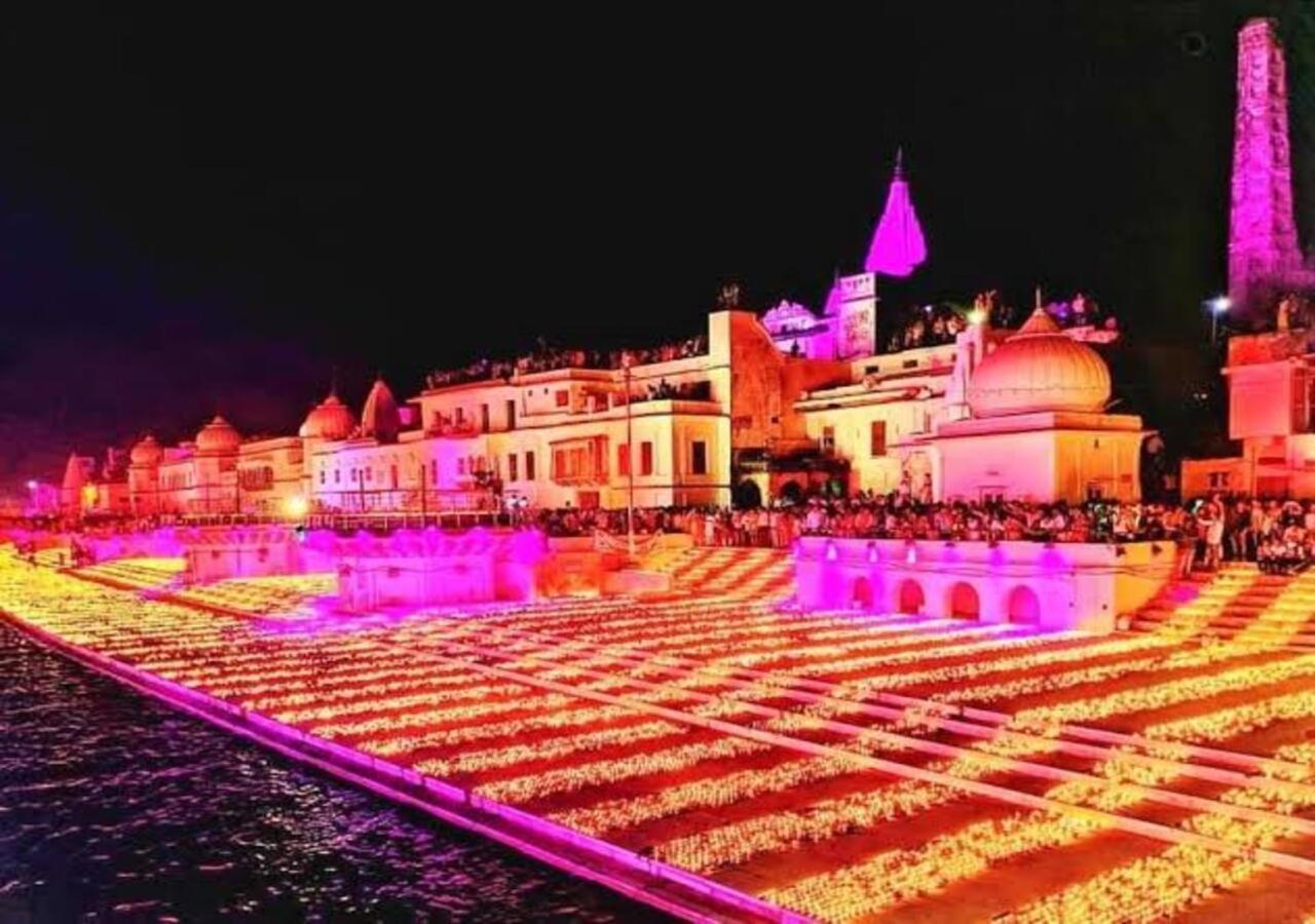 Maa Janki - Walking Distance From Ram Mandir Ayodhya